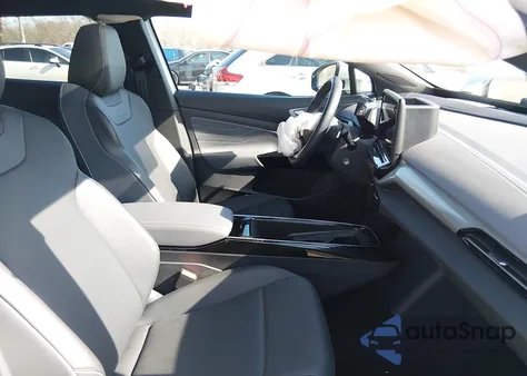 2023 Volkswagen Id.4 Awd Pro S from USA, damaged, VIN 1V2WNPE81PC046379